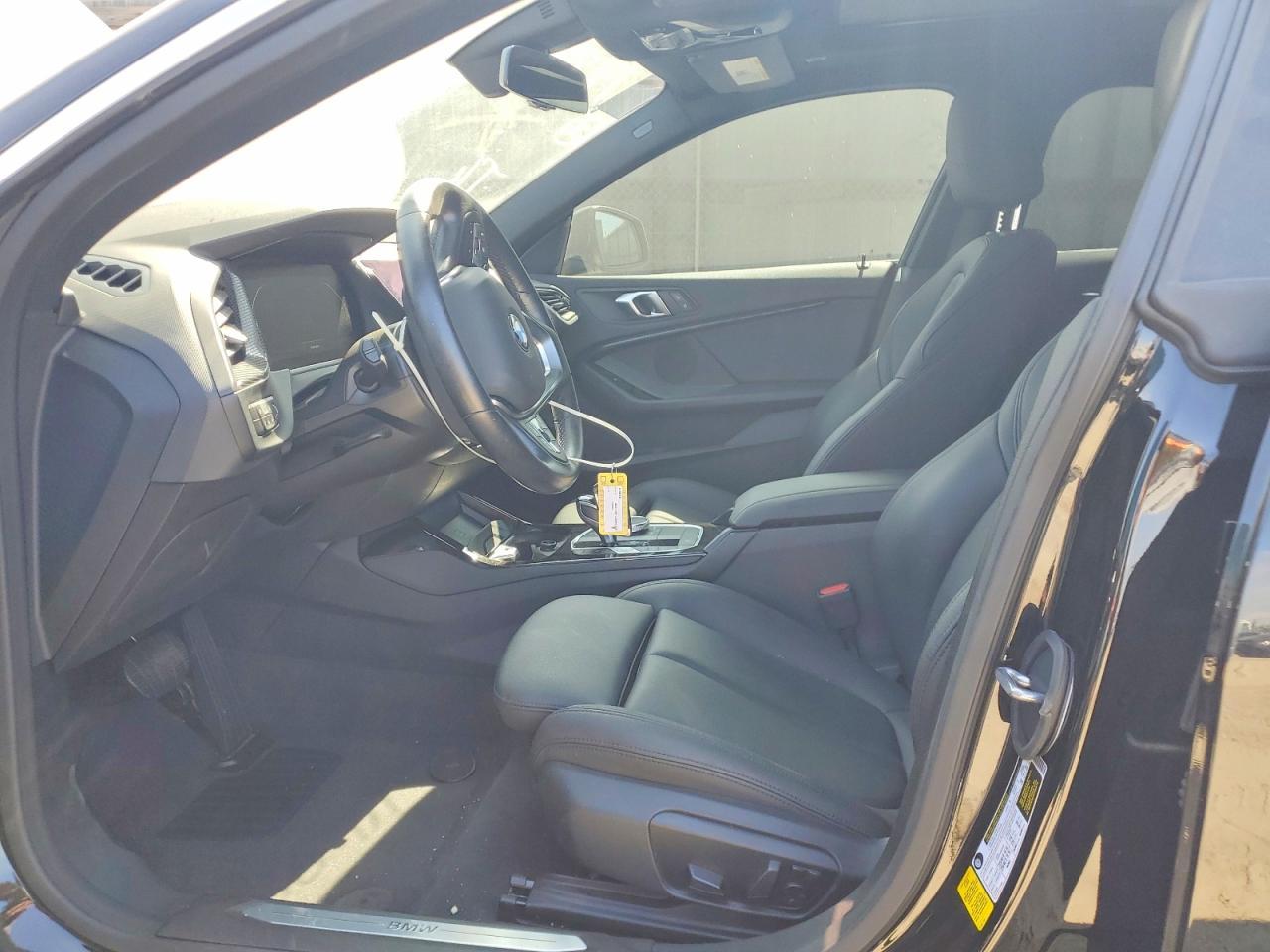2024 BMW 228I - Фото 7