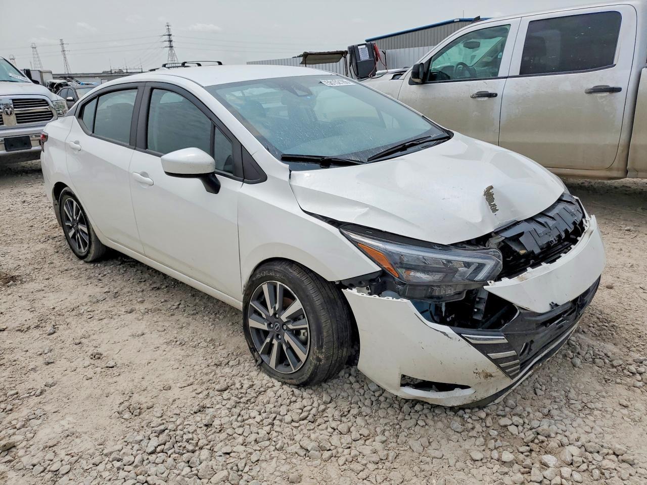 2025 Nissan Versa Sv - Фото 4