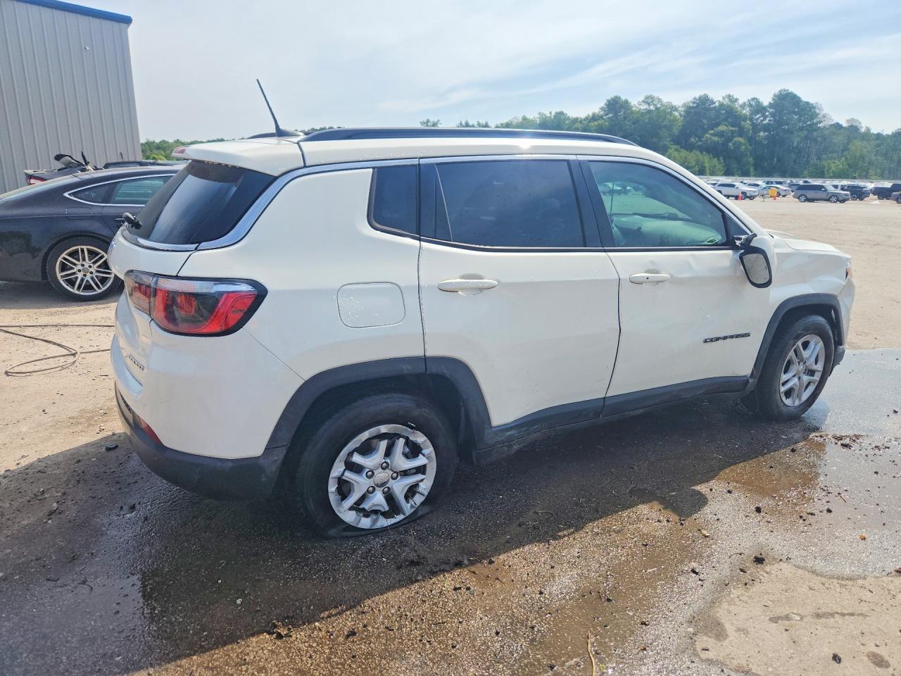 2020 Jeep Compass Sport - Image 3