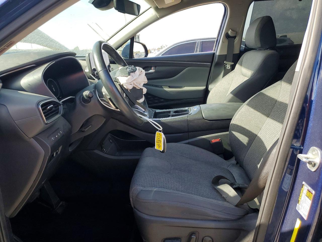 2021 Hyundai Santa Fe - Image 7