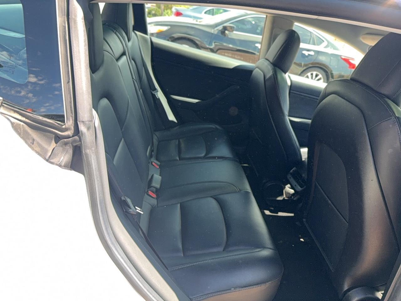 2019 Tesla Model 3 - Image 6
