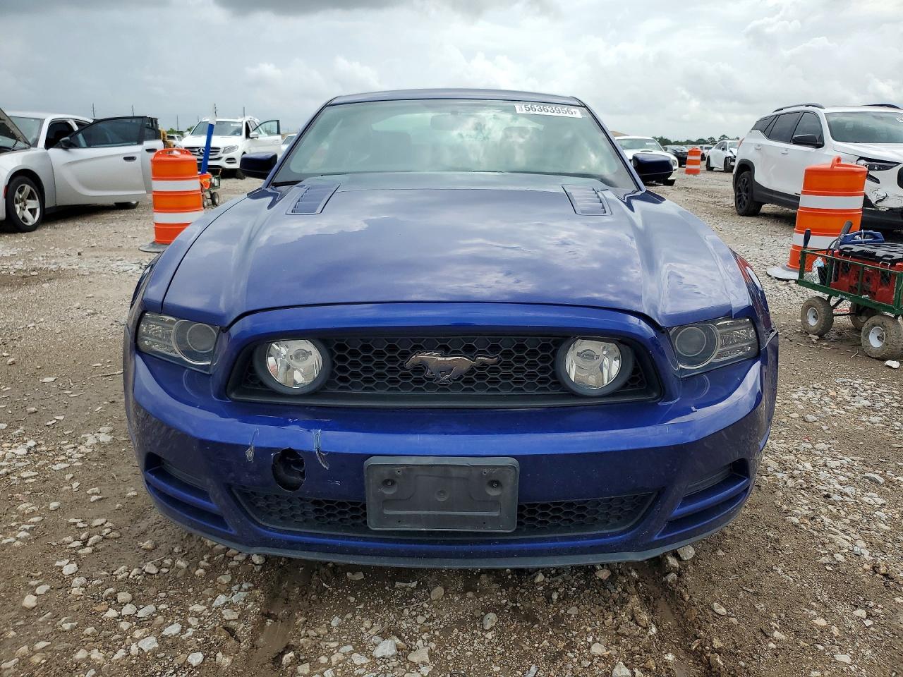 2014 Ford Mustang - Image 5