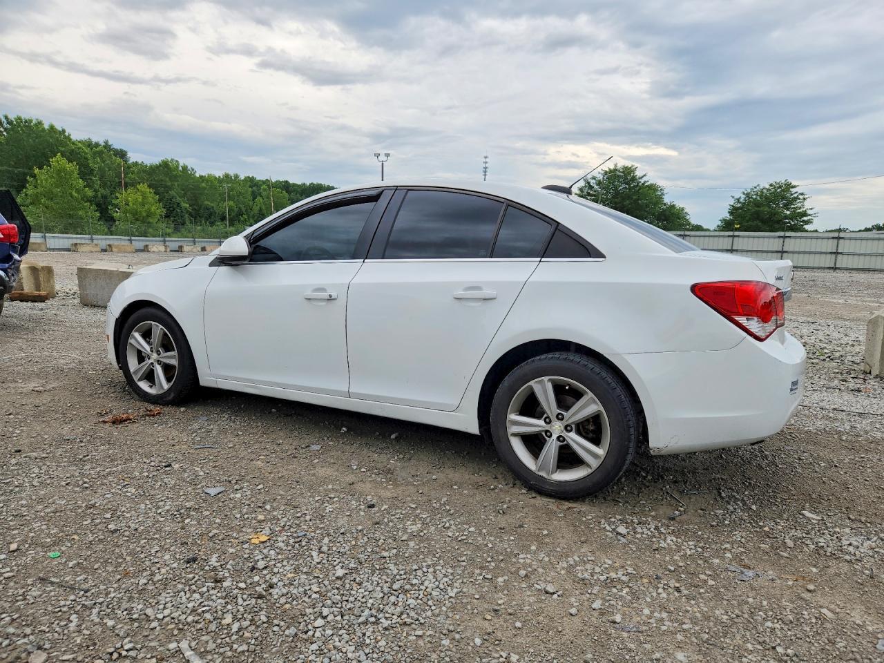 2015 Chevrolet Cruze Lt - Фото 2