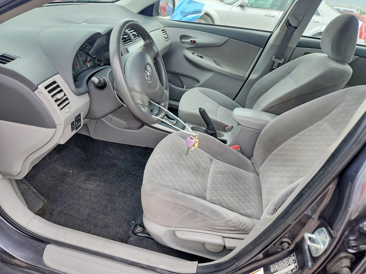 2009 Toyota Corolla Le - Фото 7