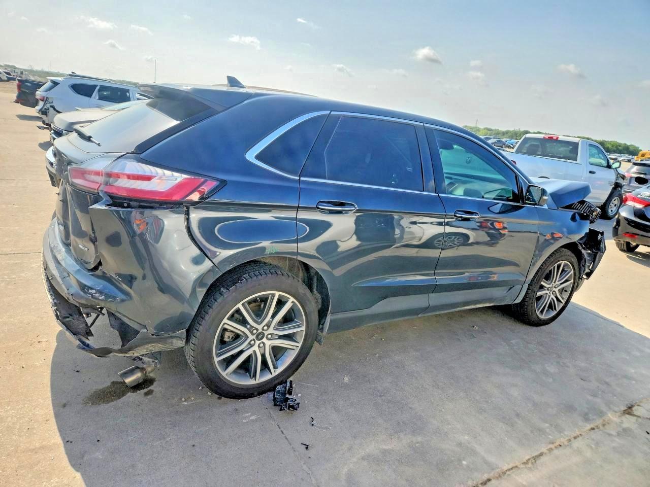 2024 Ford Edge Titanium - Фото 3
