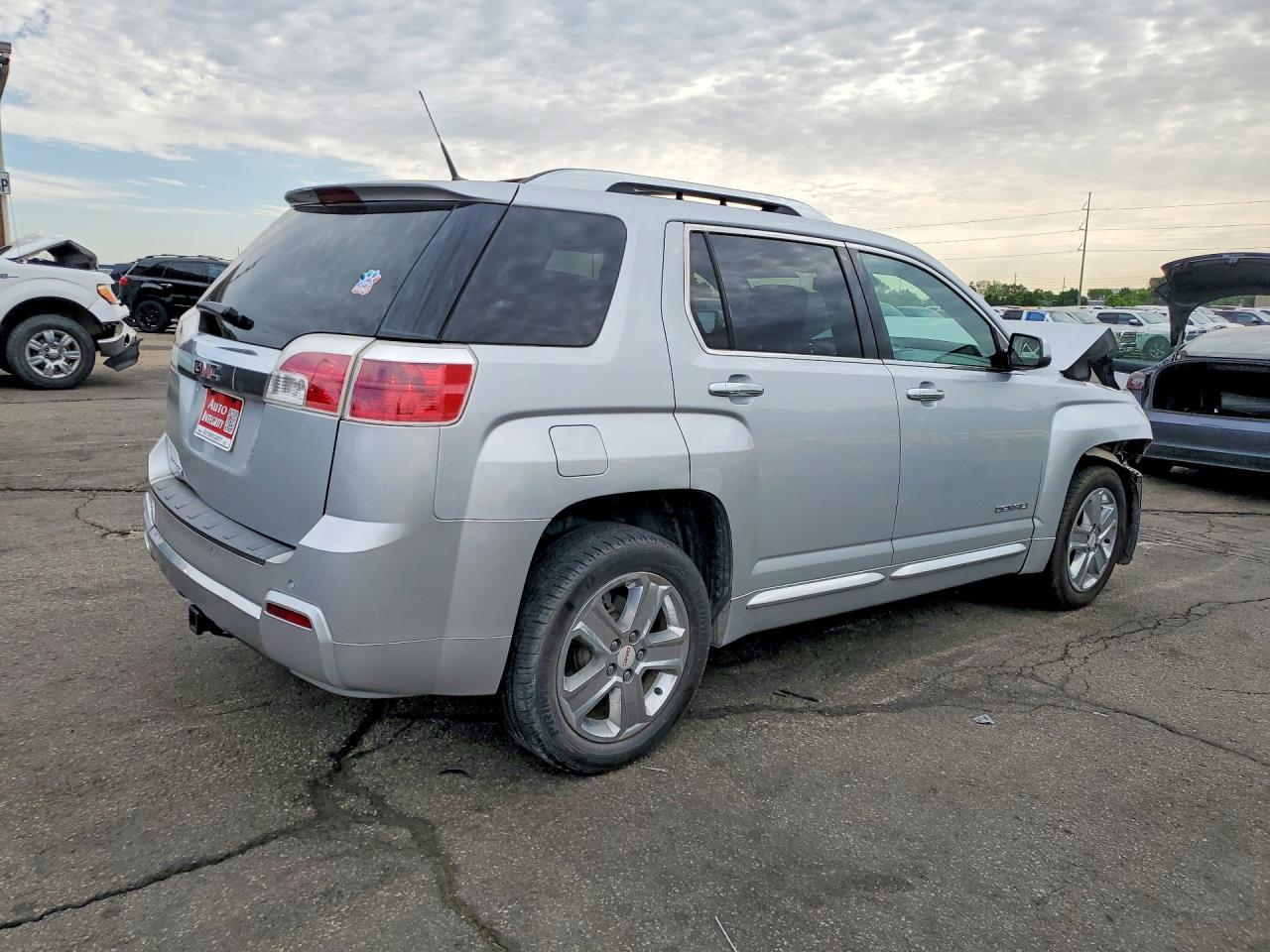 2013 GMC Terrain Denali - Фото 3