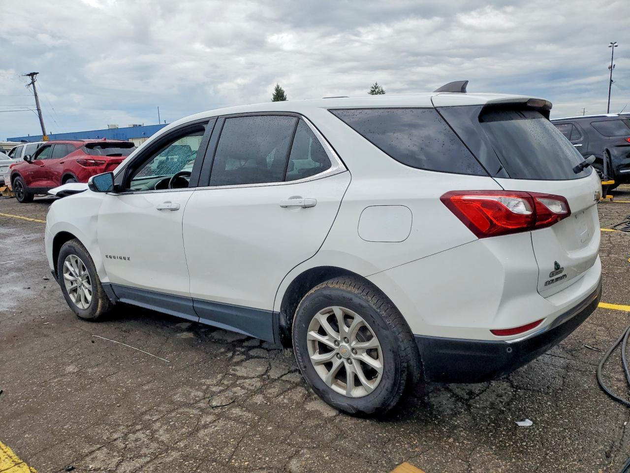 2018 Chevrolet Equinox Lt - Фото 2