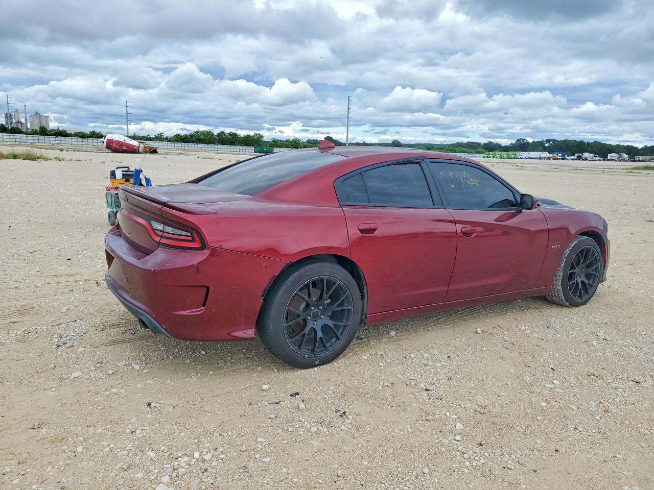 2018 Dodge Charger R - Image 3