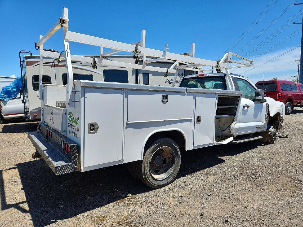 2023 Ford F550 Super Duty - Image 3