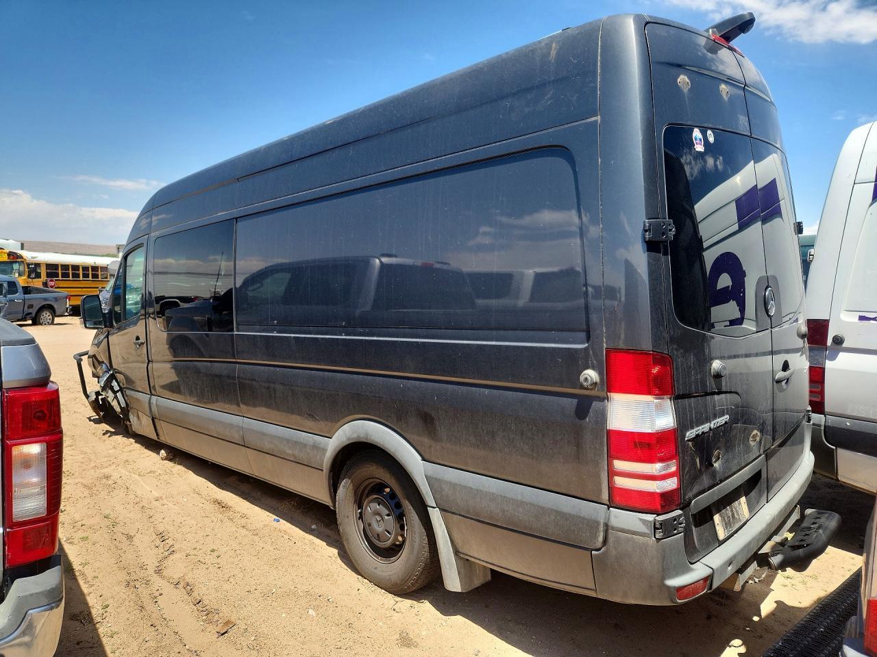 2018 Mercedes-Benz Sprinter 2500 - Фото 2