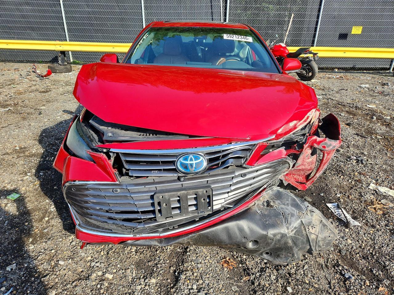 2021 Toyota Avalon Limited - Фото 5