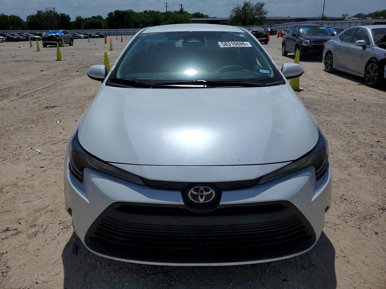 2026 Toyota Corolla Le - Image 5