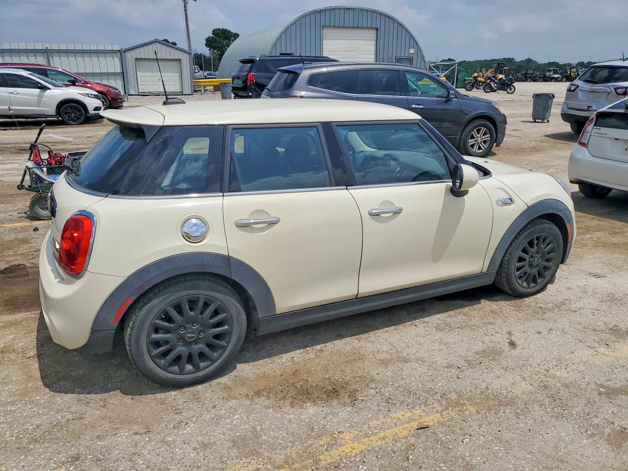 2016 Mini Cooper S - Фото 3