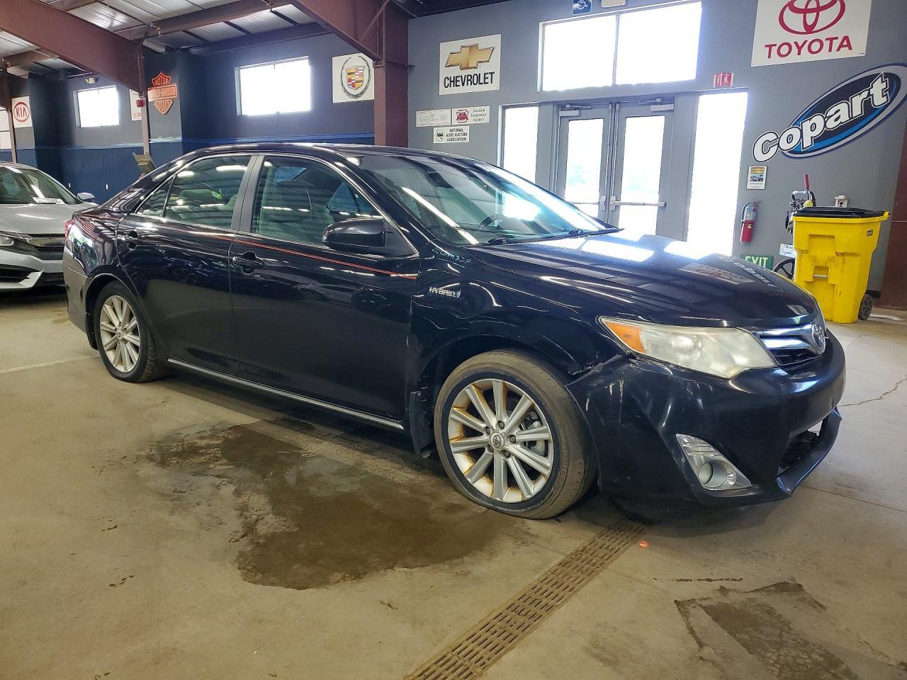 2012 Toyota Camry Hybrid Xle - Image 4