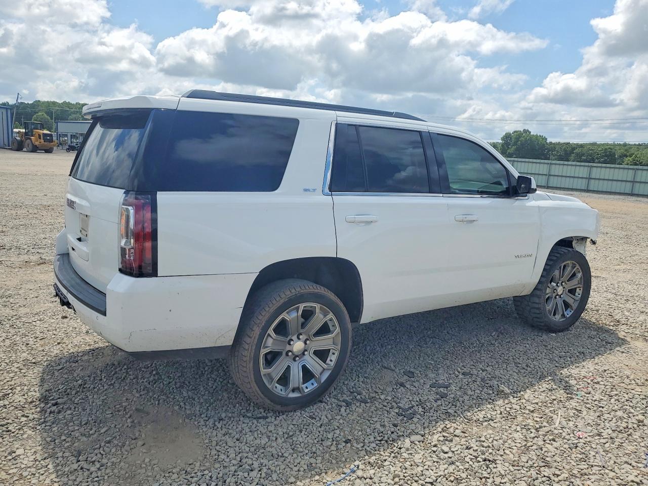 2016 GMC Yukon Slt - Фото 3