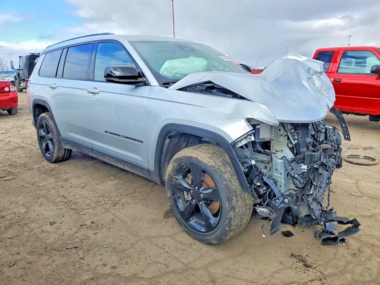 2023 Jeep Grand Cherokee L Laredo - Фото 4