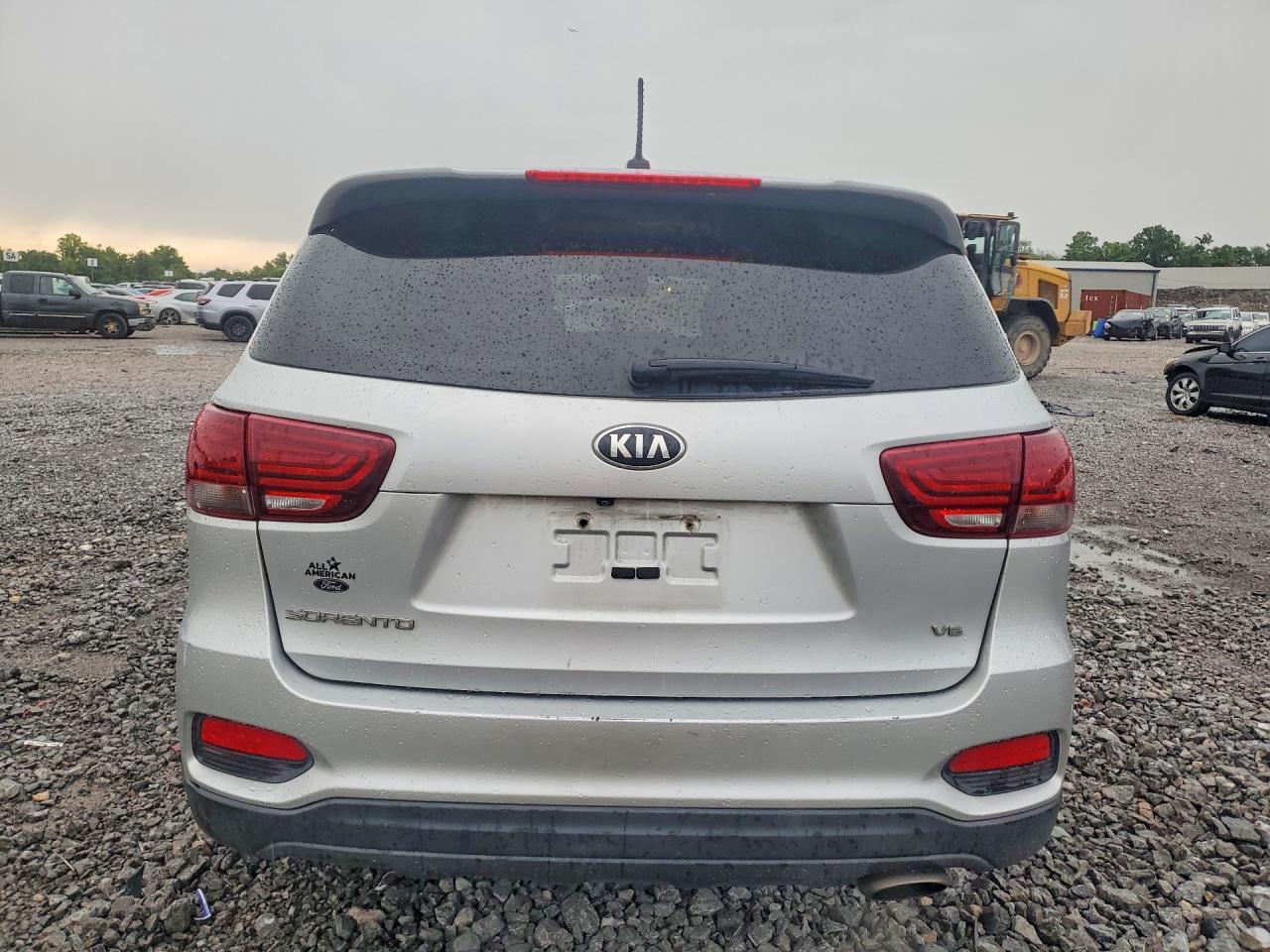 2020 Kia Sorento S - Image 6