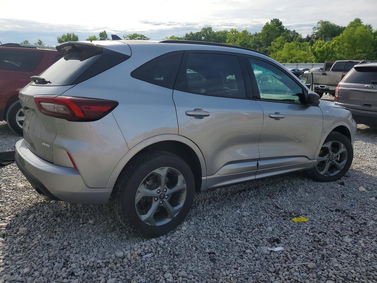 2024 Ford Escape St Line - Image 3