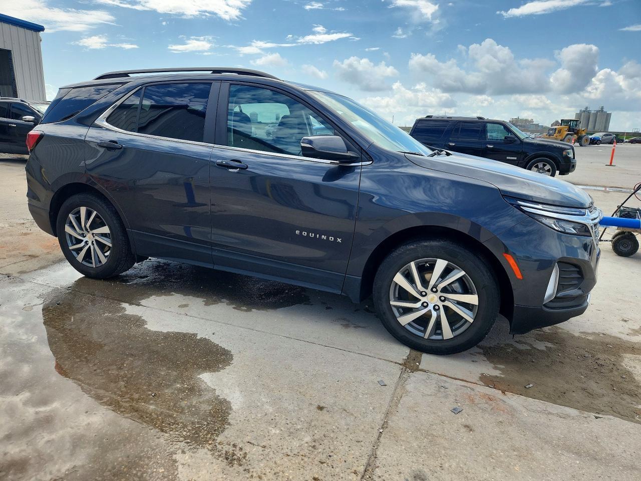 2022 Chevrolet Equinox Lt - Фото 4