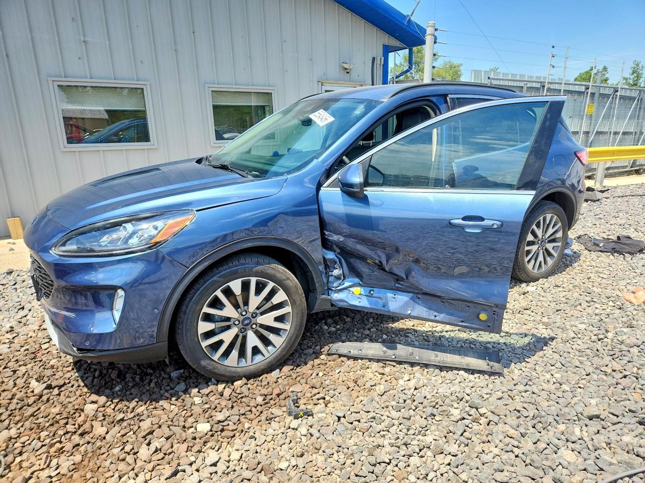 2020 Ford Escape Titanium