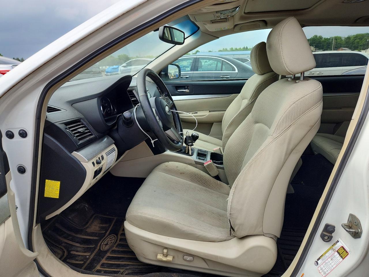 2011 Subaru Outback 2.5I Premium - Фото 7