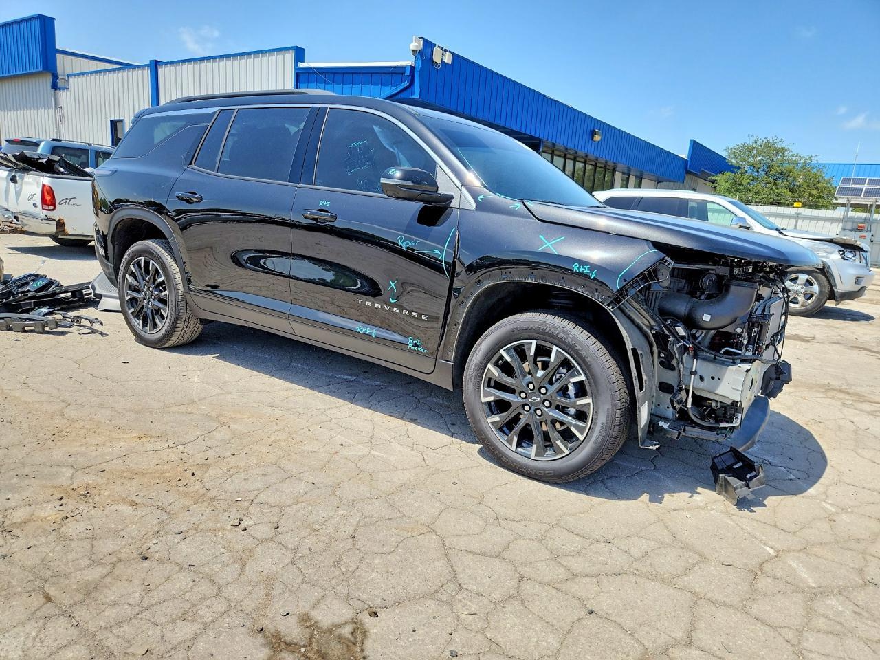 2026 Chevrolet Traverse Lt - Фото 4