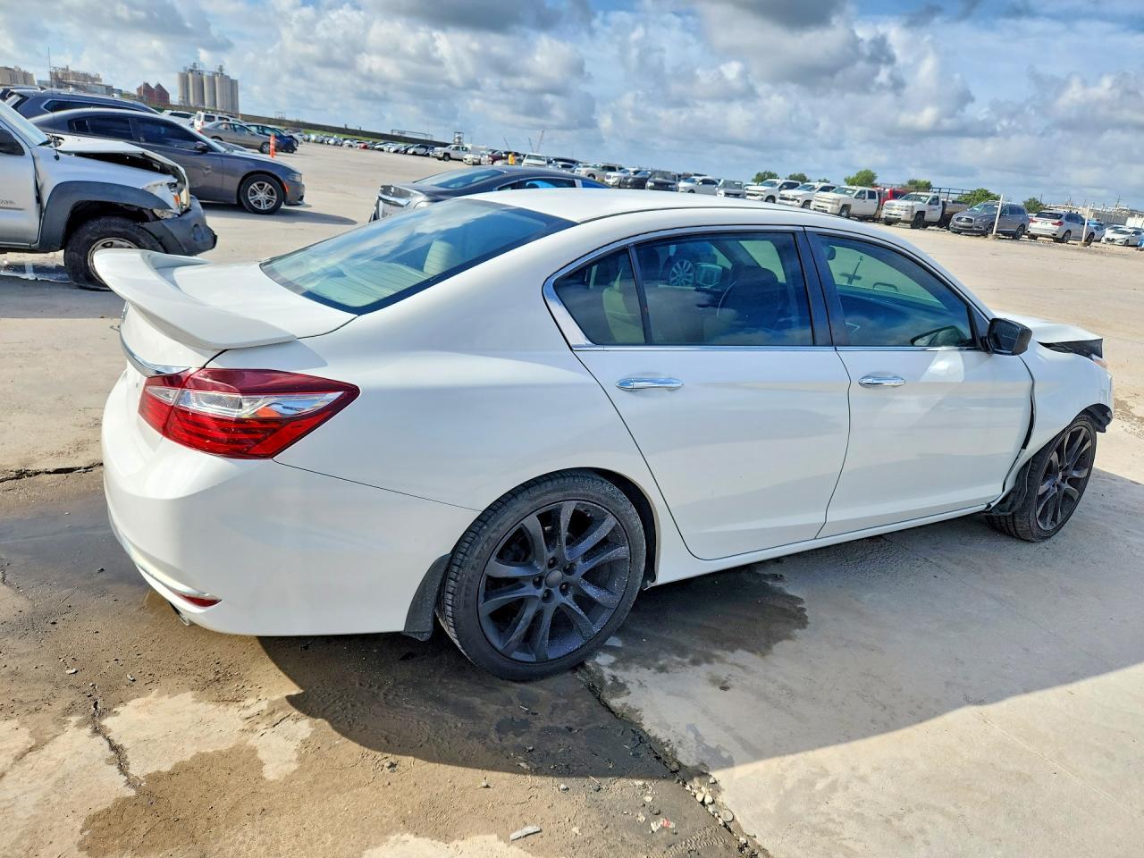 2016 Honda Accord Lx - Фото 3