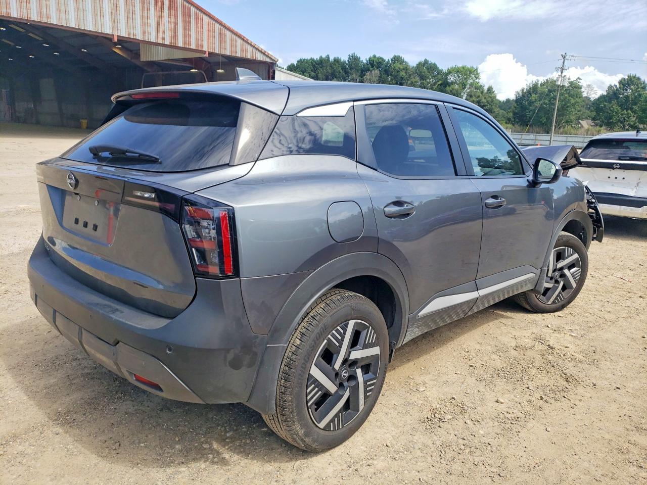 2025 Nissan Kicks Sv - Фото 3