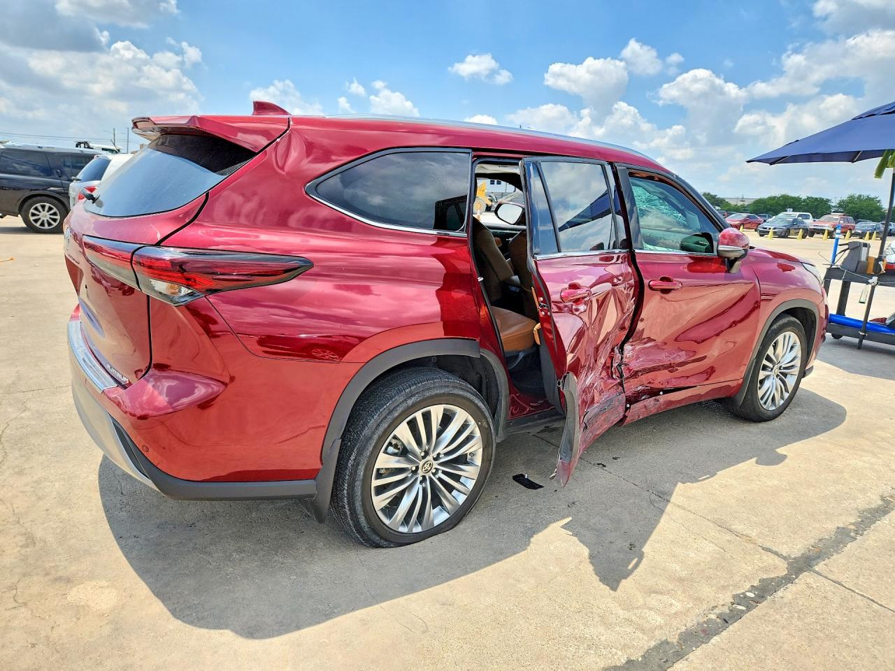 2024 Toyota Highlander Platinum - Фото 3