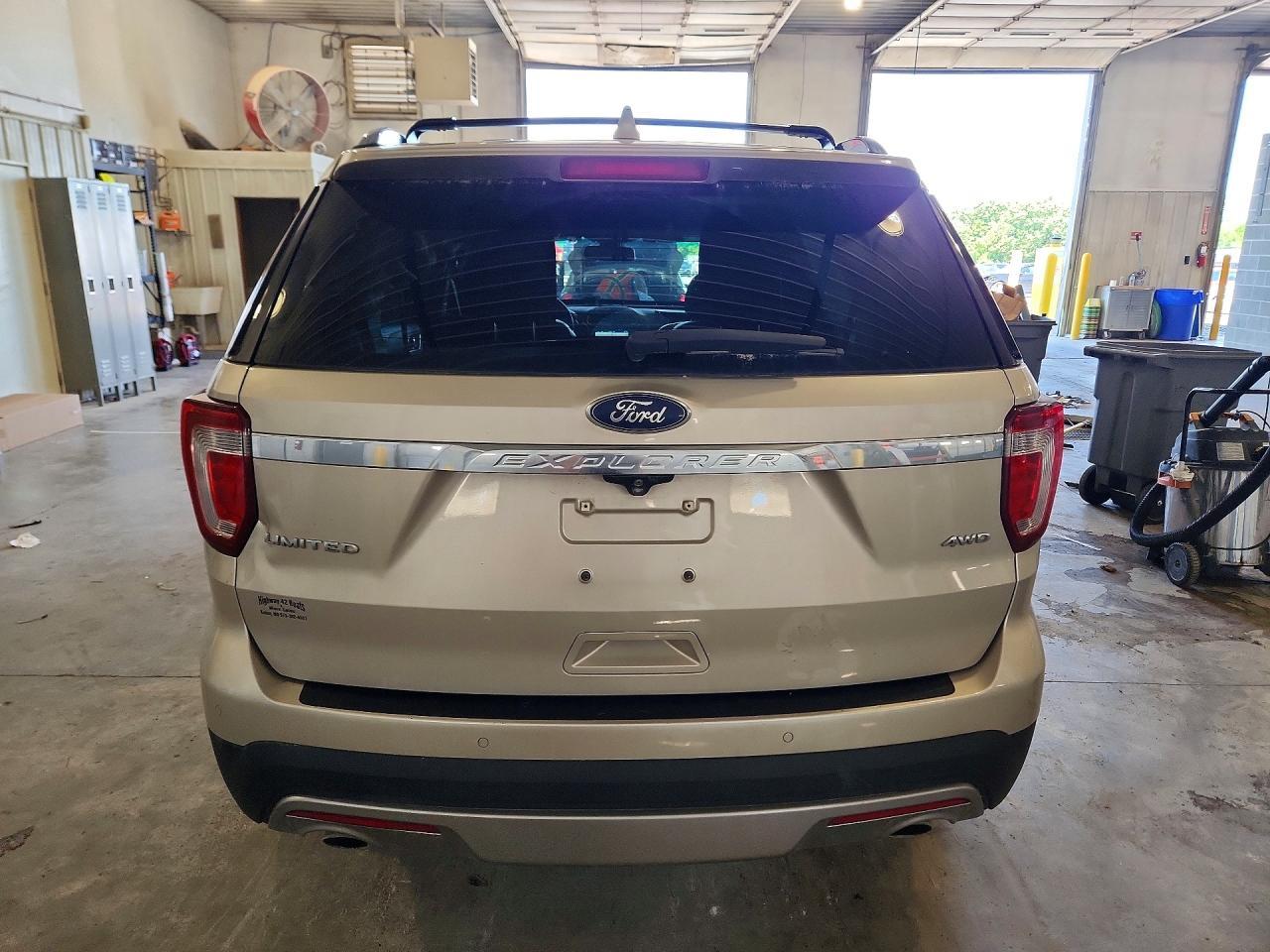 2017 Ford Explorer Limited - Фото 6