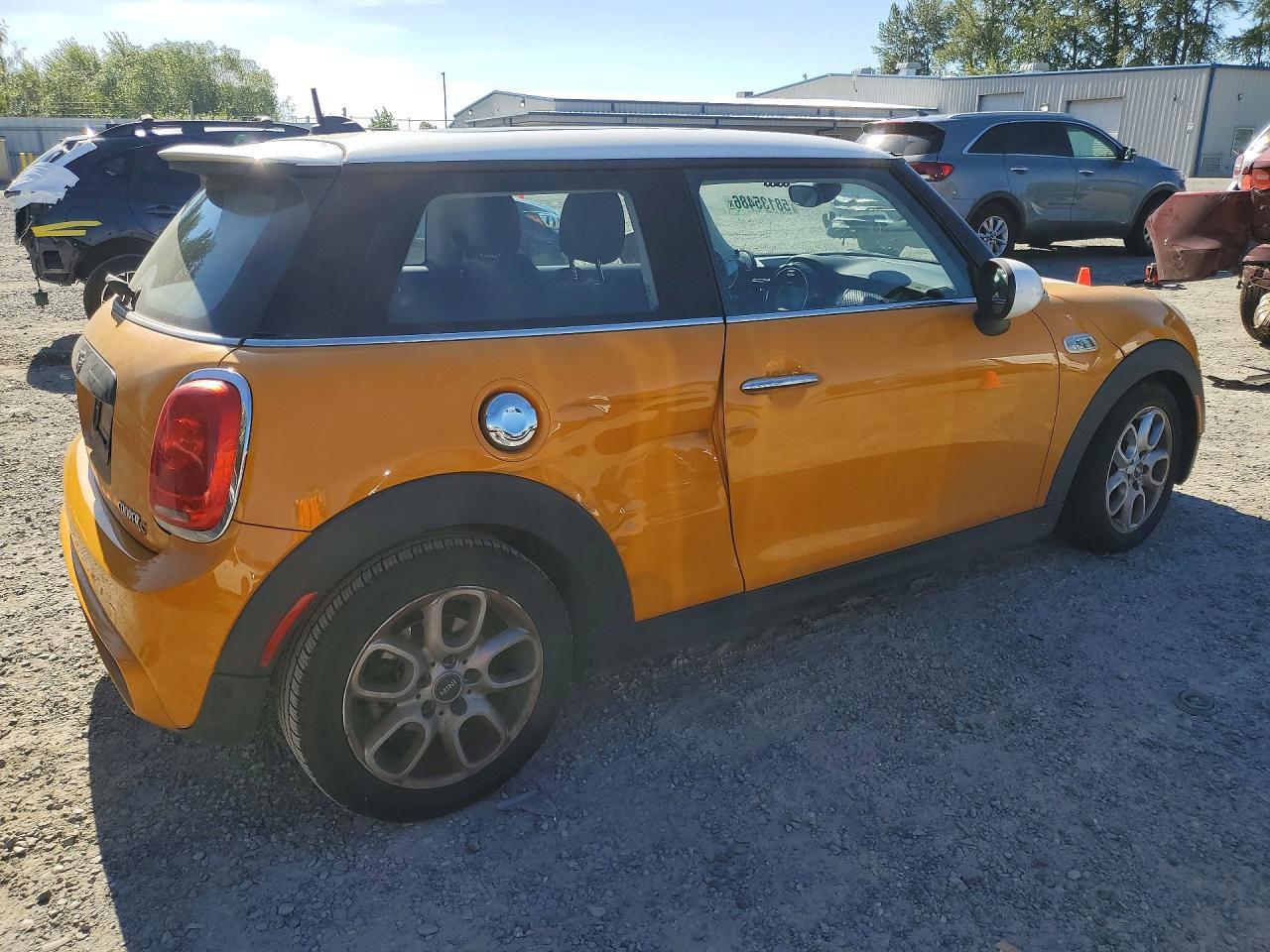 2017 Mini Cooper S - Фото 3