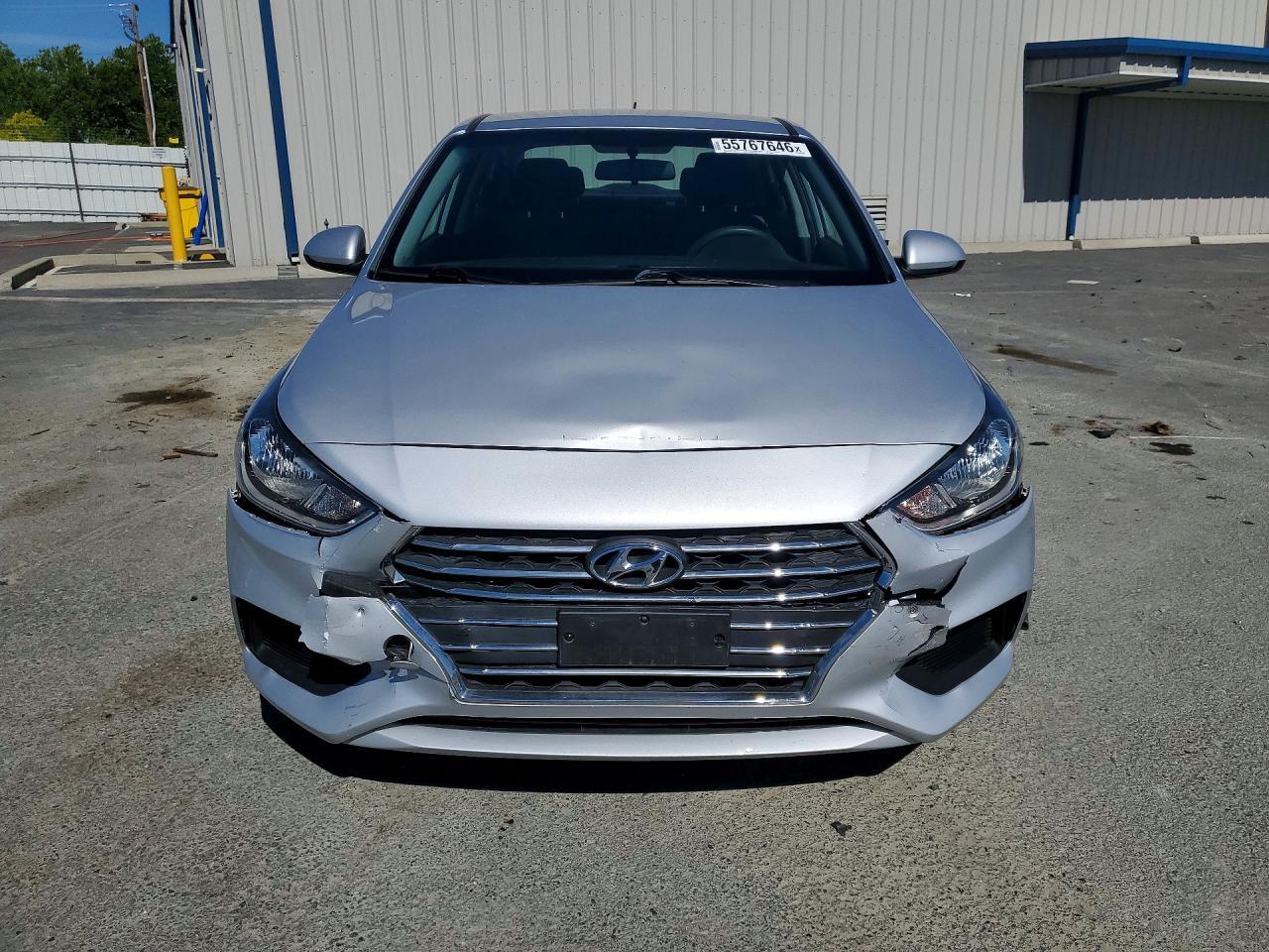 2019 Hyundai Accent Se - Фото 5
