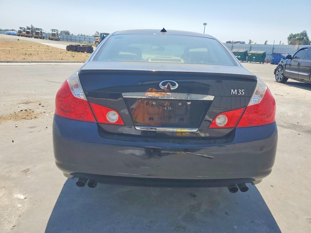 2006 Infiniti M35 Base - Image 6