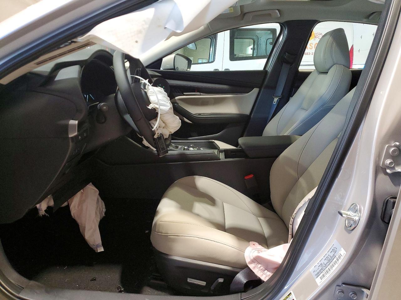 2026 Mazda 3 Preferred - Фото 7