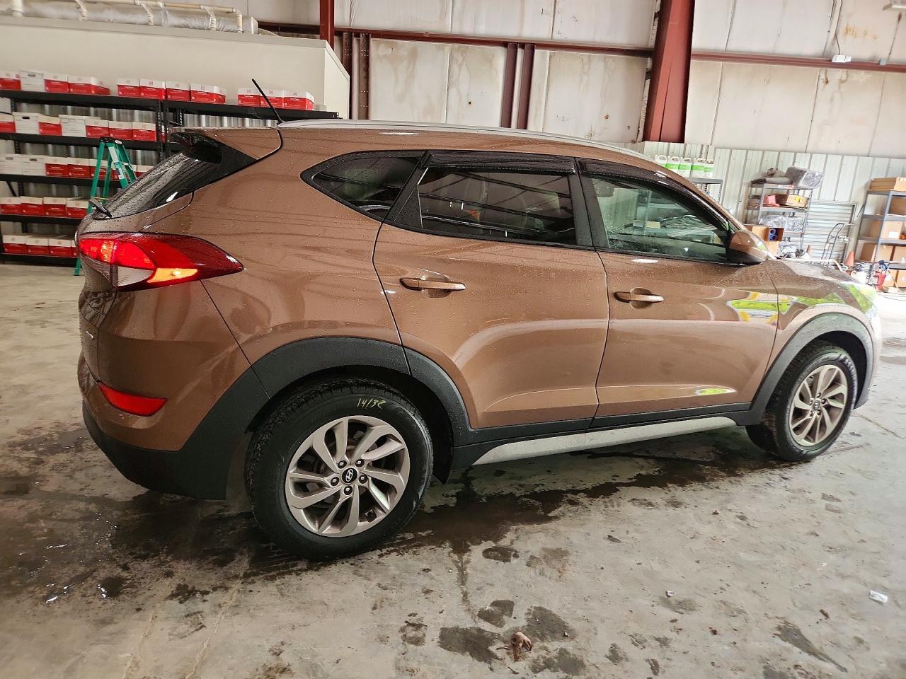 2017 Hyundai Tucson Se - Фото 3
