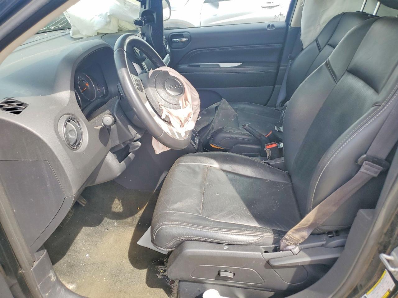 2016 Jeep Compass Latitude - Фото 7