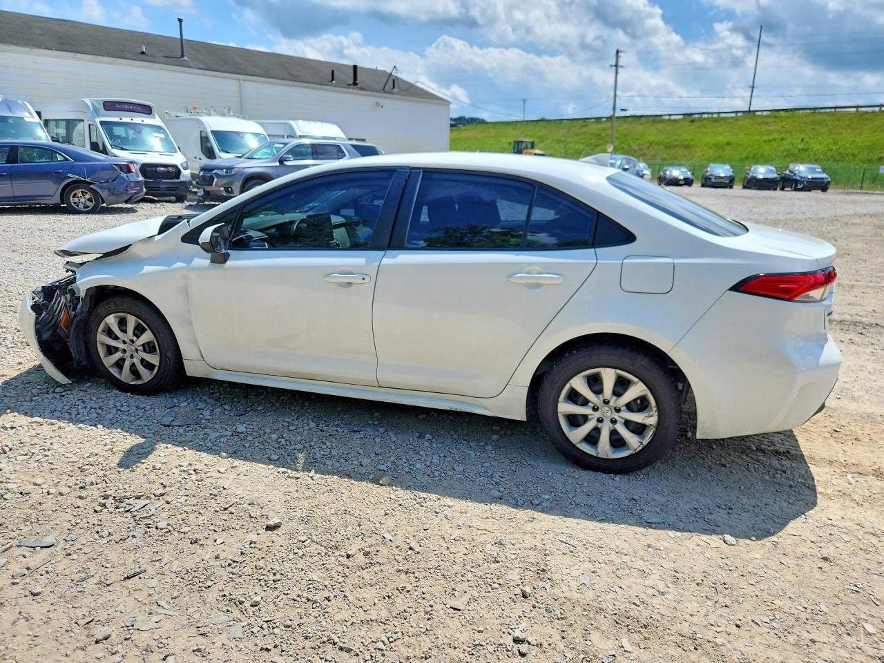 2023 Toyota Corolla Le - Image 2