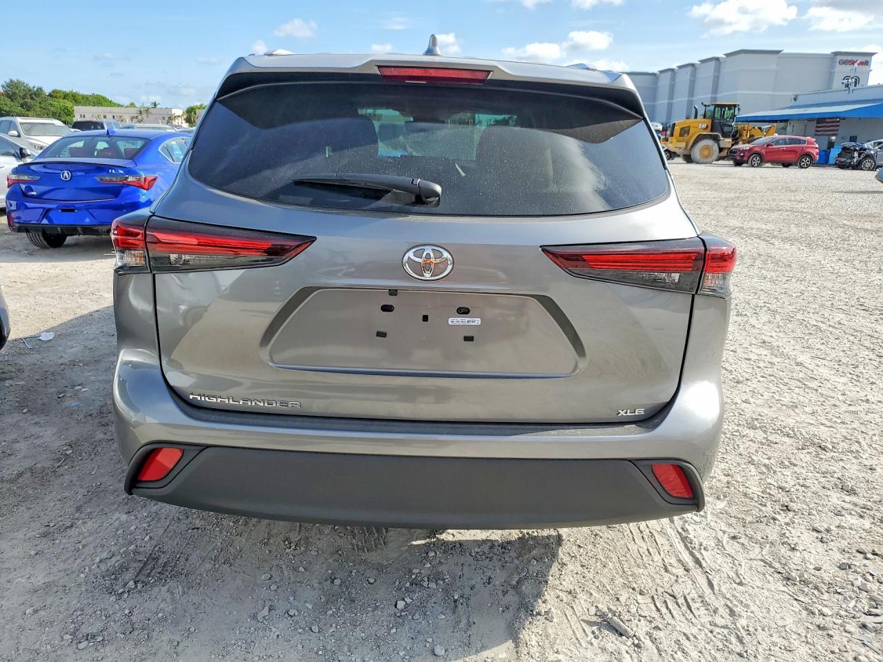 2025 Toyota Highlander Xle - Фото 6