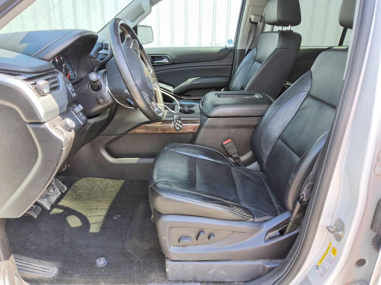 2016 Chevy Suburban Lt-R&D-Cln Title-Ck Eng Lt On - Фото 7