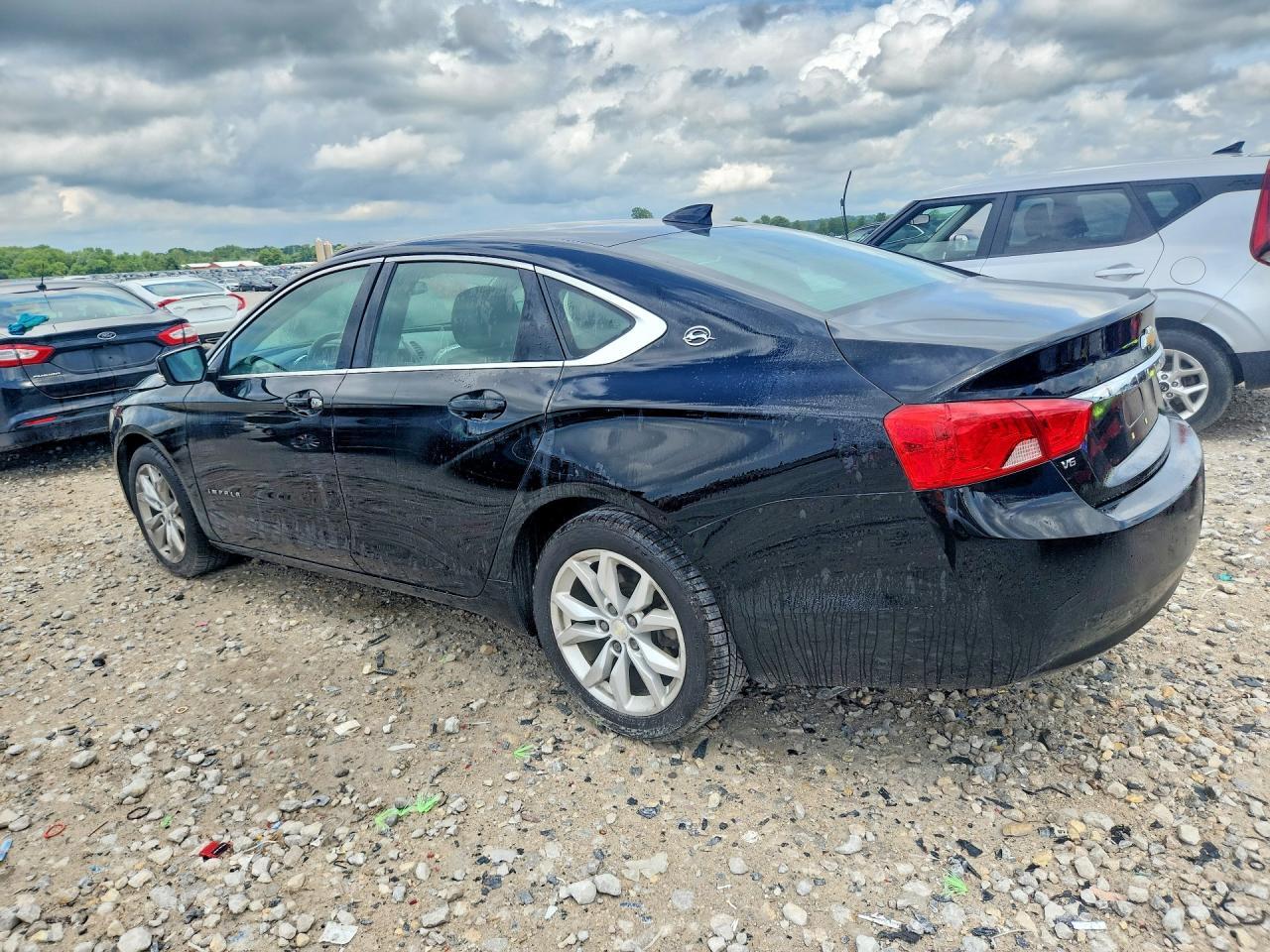 2017 Chevrolet Impala Lt - Фото 2