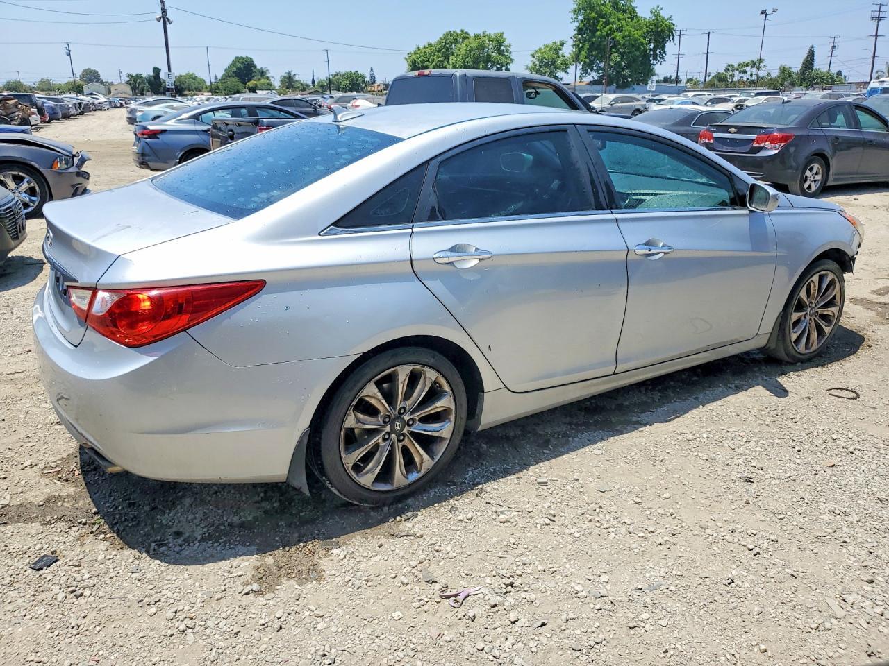 2011 Hyundai Sonata Se - Image 3