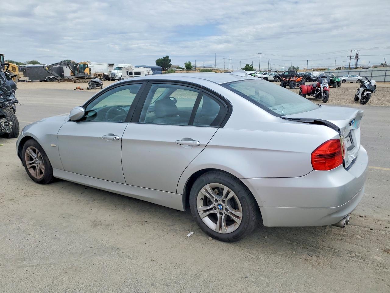 2008 BMW 328 - Фото 2