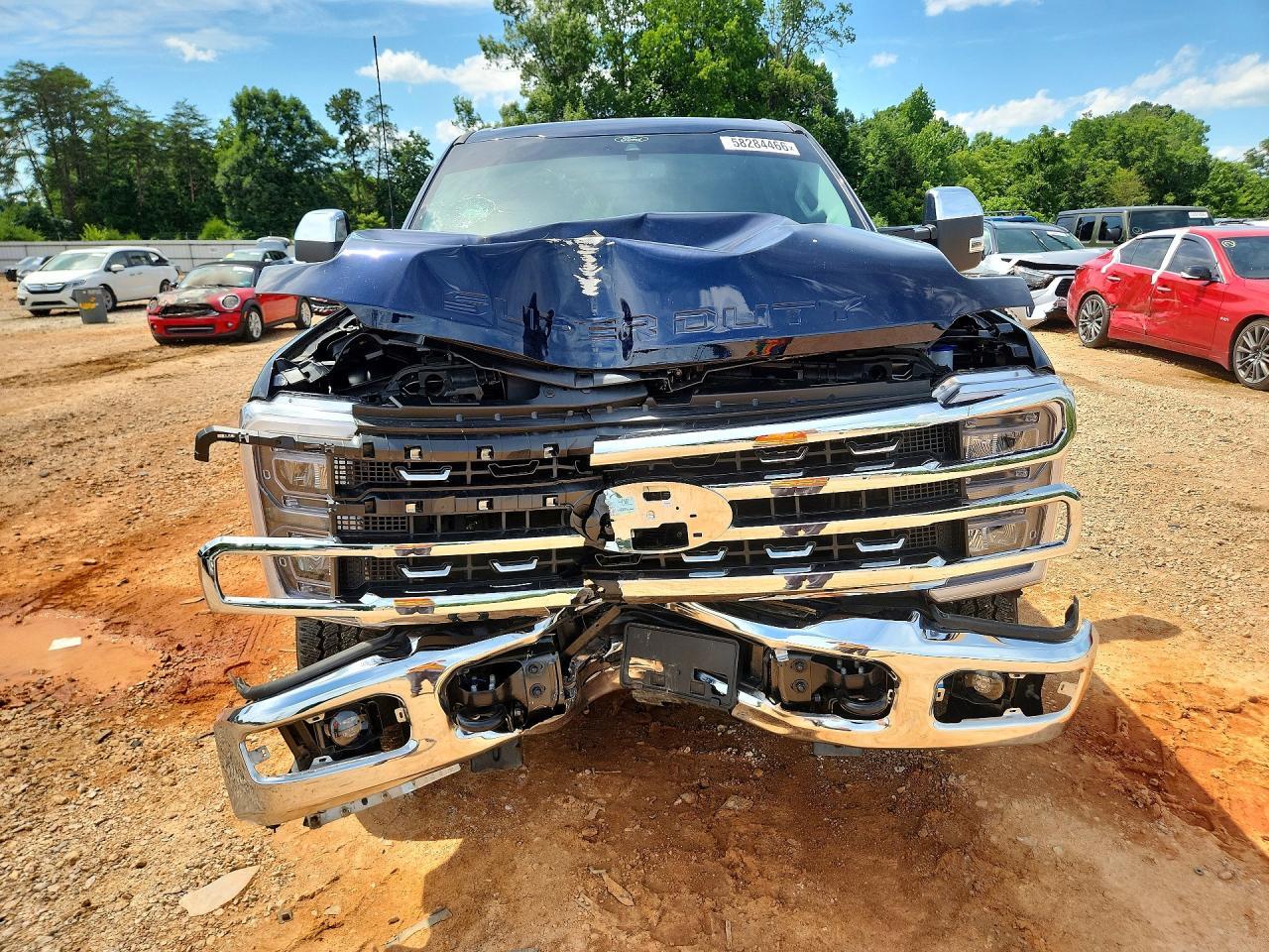 2025 Ford F250 Super Duty - Фото 5