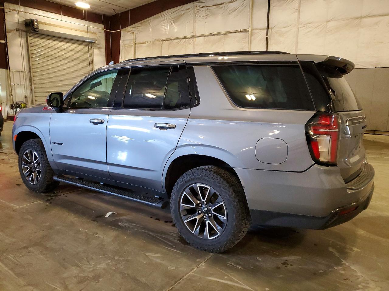 2021 Chevrolet Tahoe K1500 Z71 - Фото 2