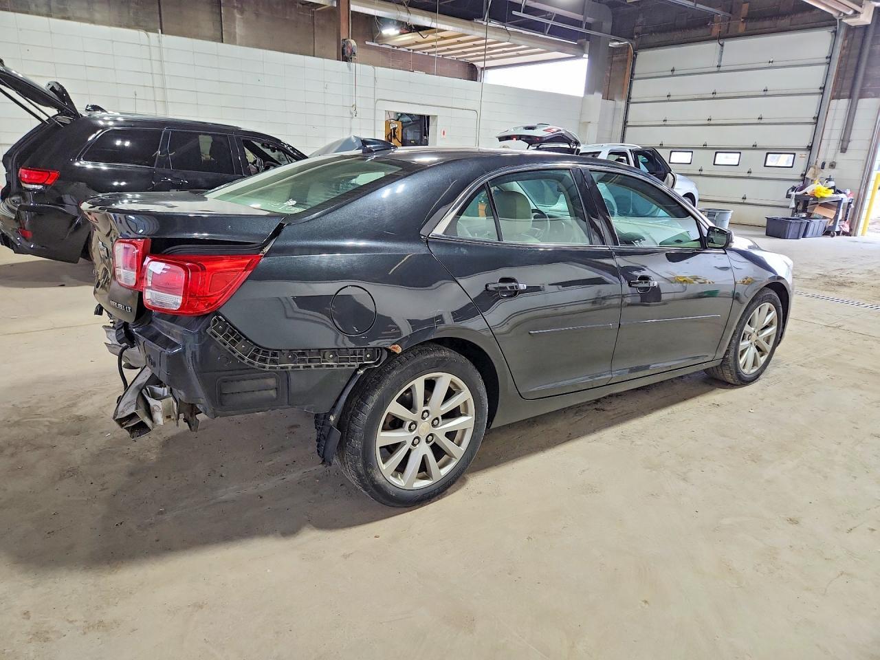 2015 Chevrolet Malibu 2Lt - Image 3