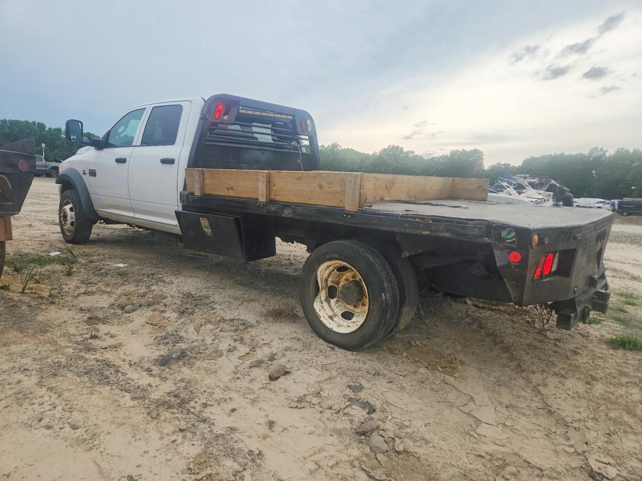 2012 Dodge Ram 5500 St - Фото 2