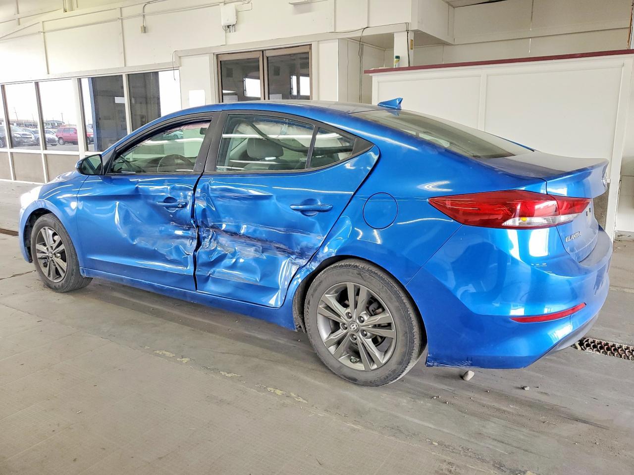 2018 Hyundai Elantra Sel - Image 2