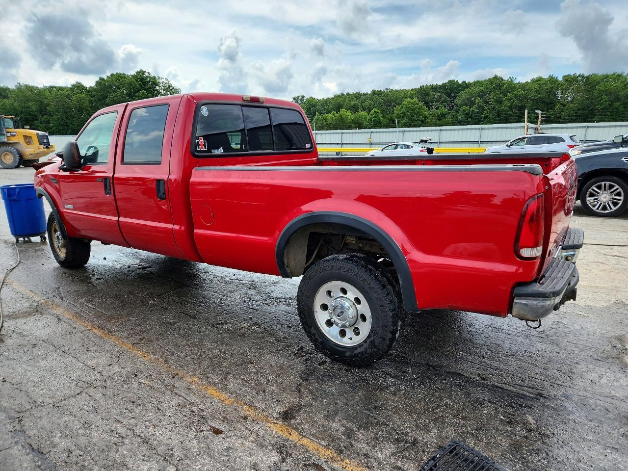 2005 Ford F250 Super Duty - Image 2
