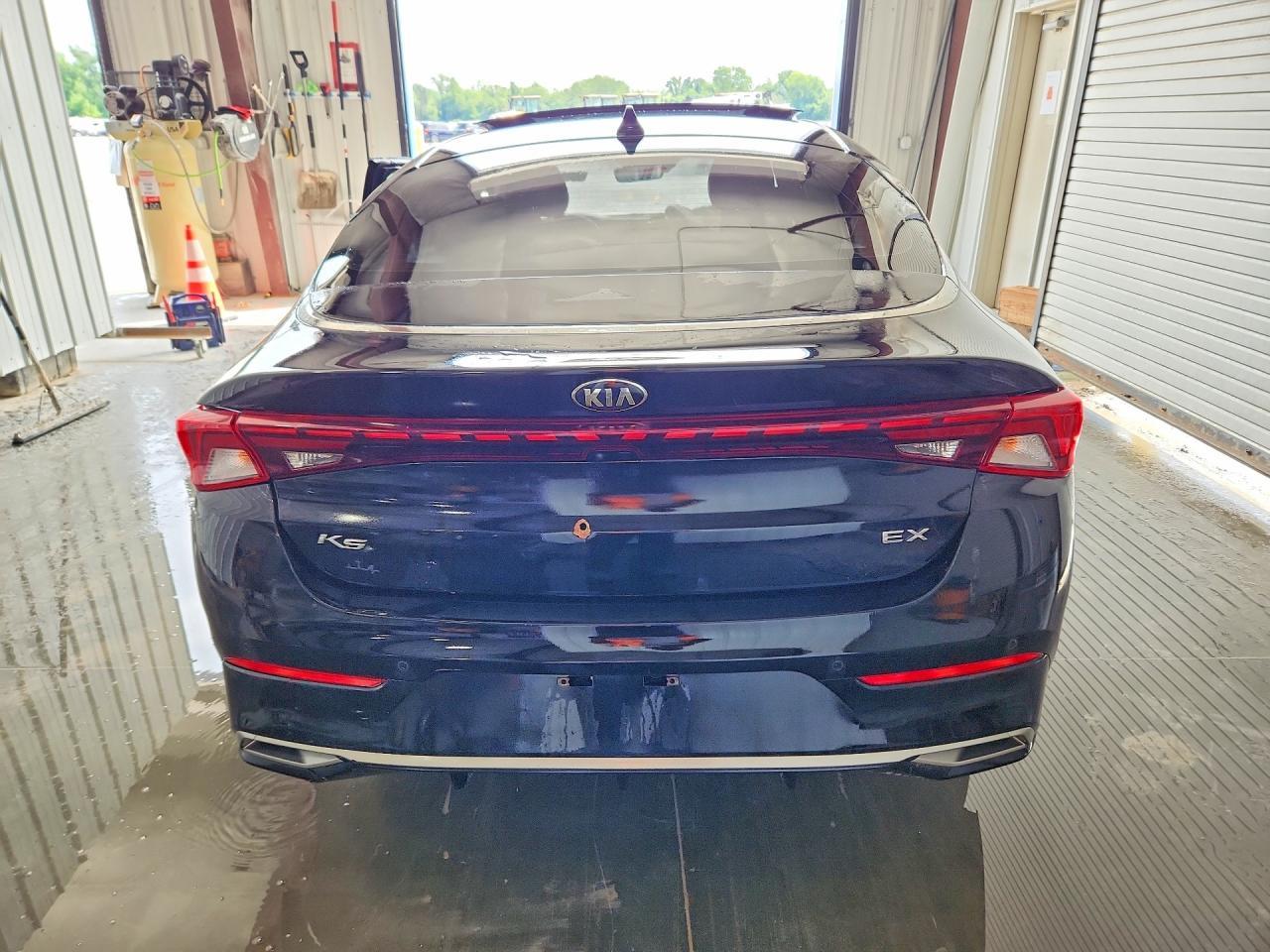 2021 Kia K5 Ex - Image 6