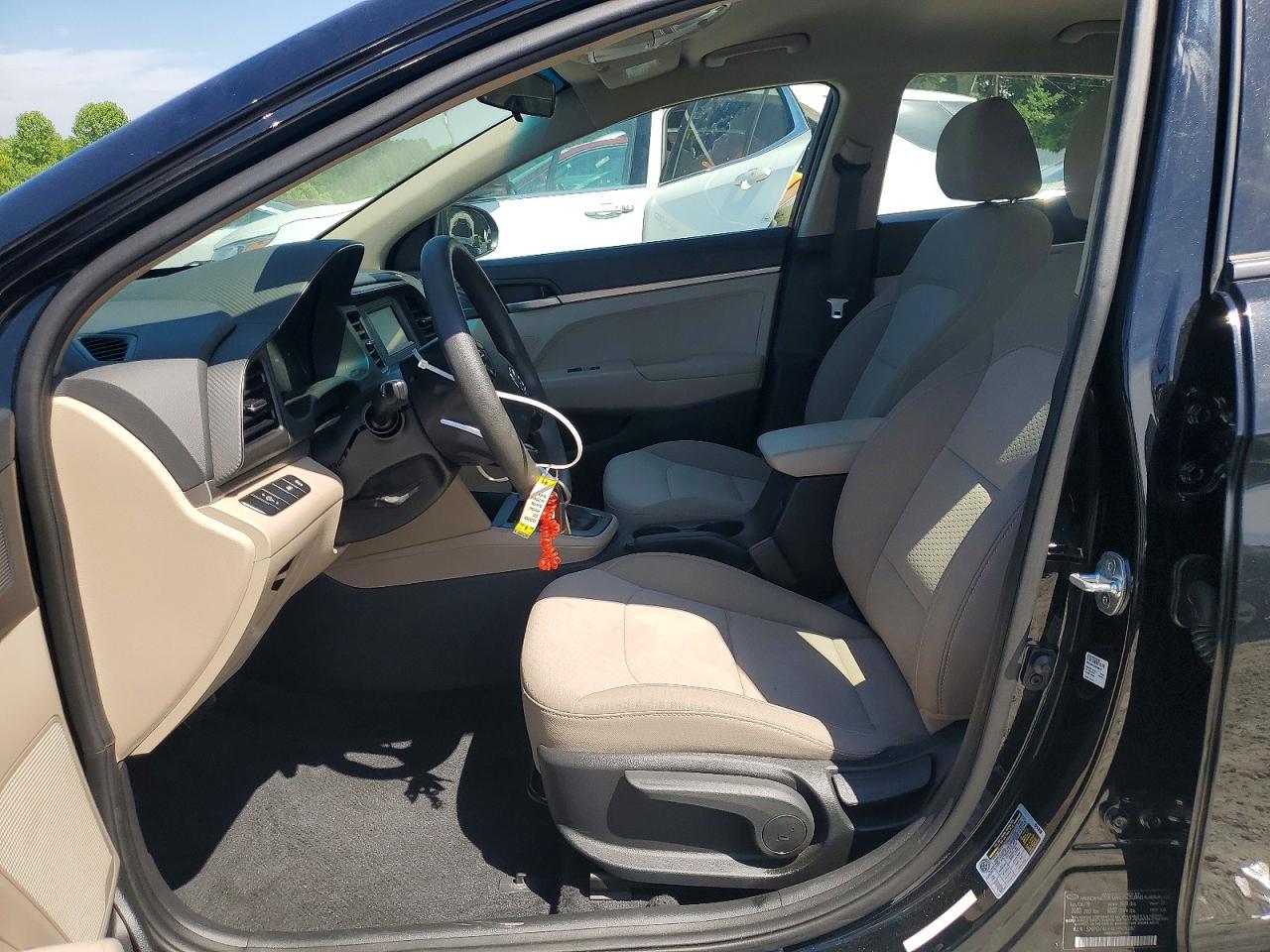 2020 Hyundai Elantra Se - Фото 7